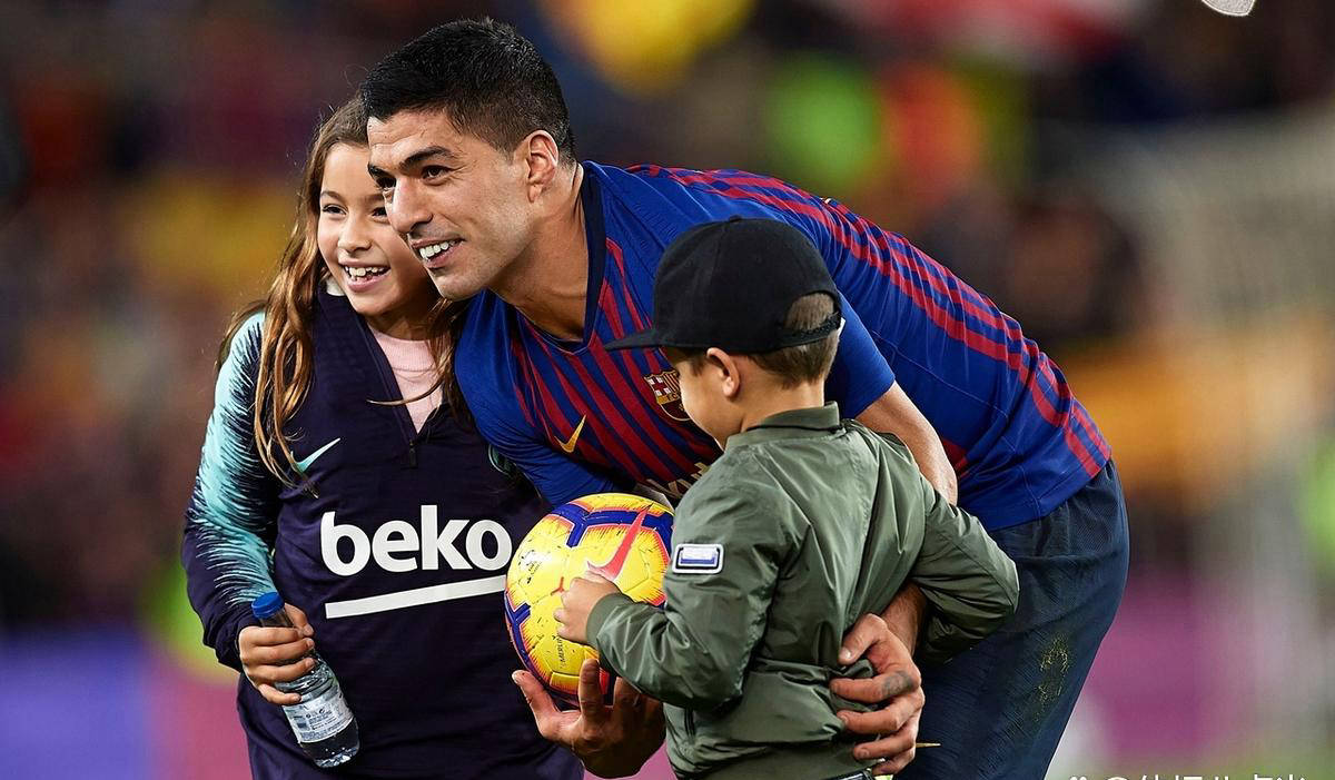 莱万多夫斯基巅峰对决,穆雷与90激战加拿大队分钟,败北胜负难料!的简单介绍 莱万多夫斯基巅峰对决,穆雷与90激战加拿大队分钟,败北胜负难料!的简单介绍