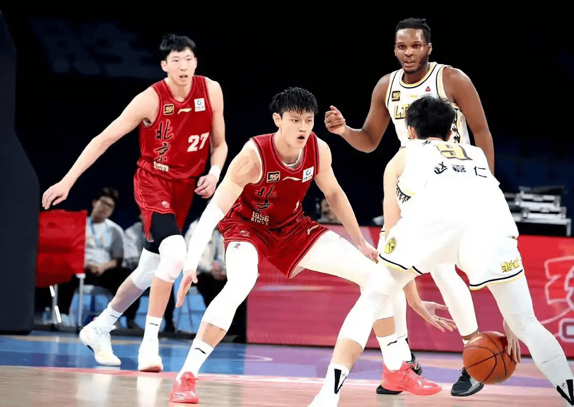 NG体育认证平台今夜北京首钢调整名单以备NBA季后赛，内部沟通环节打磨，态度坚定，心理建设被强调的简单介绍